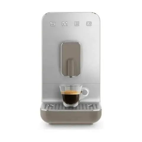 Smeg 50's Style Fuldautomatisk Espressomaskine BCC01TPMEU